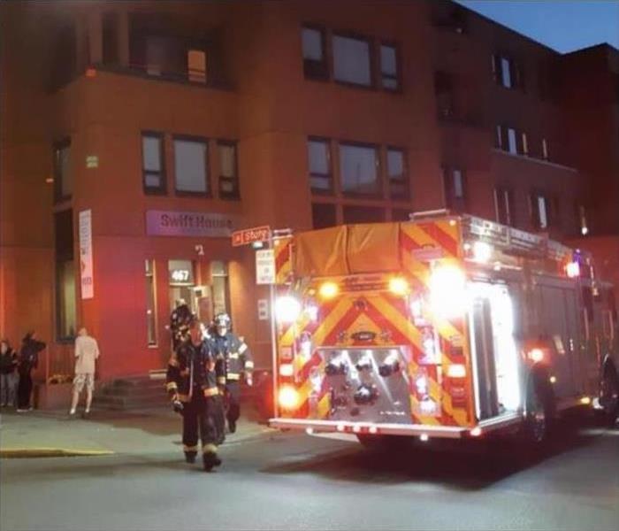 Firefighters arrive to kitchen fire  